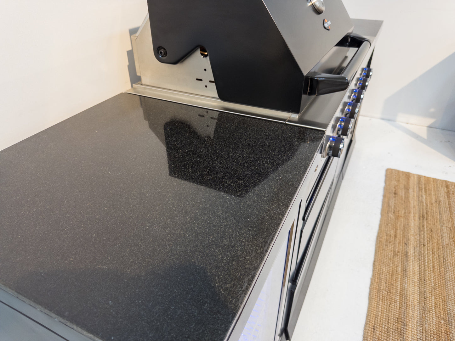 L Shape Black 304SS 4 Burner + Wok BBQ Kitchen Inc Wok & Rear Infrared Burner, Fridge & Sink