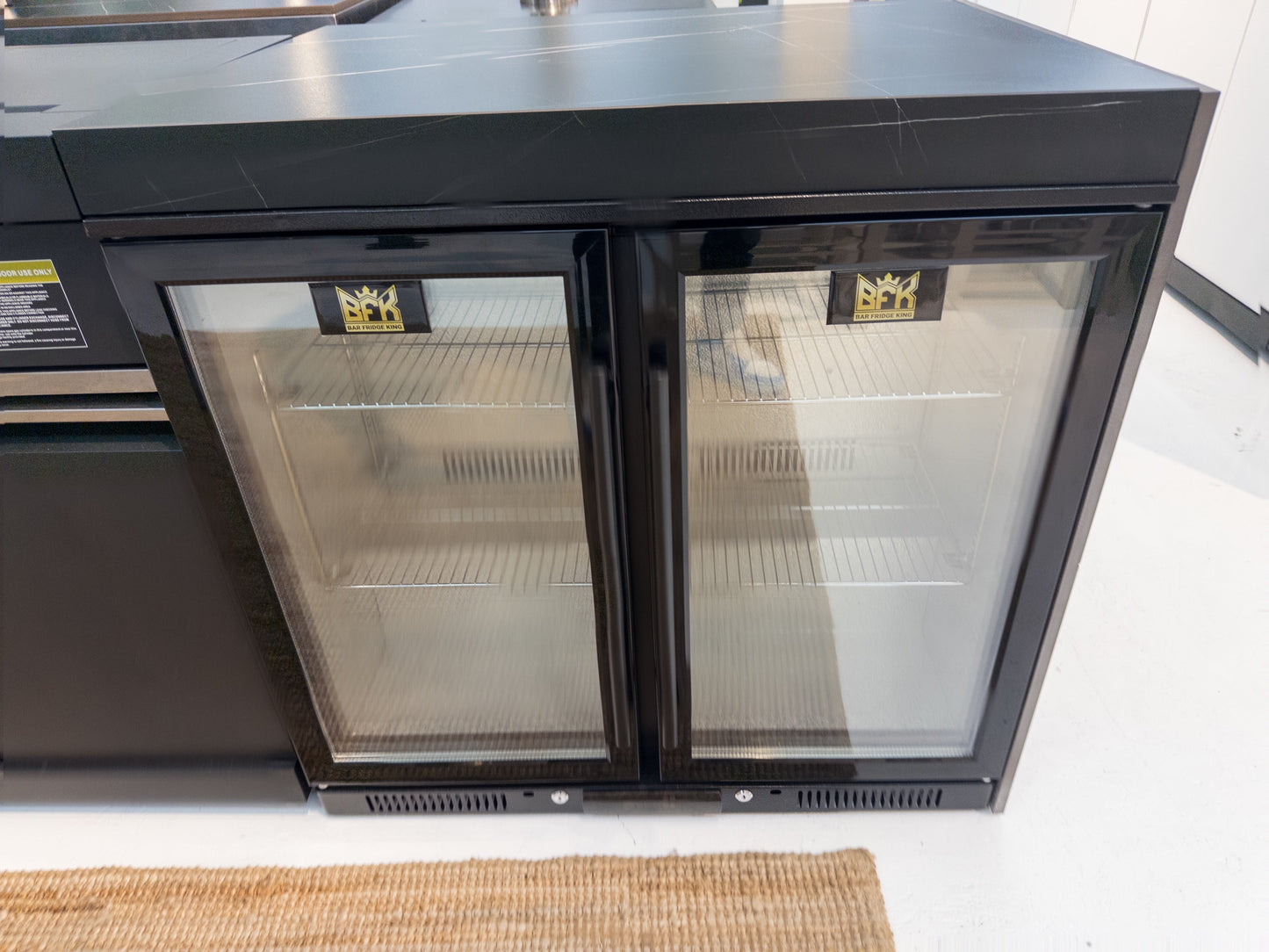 Floor Stock Rockpool 4 Burner + Wok BBQ Kitchen Package | Inc Sink + 208L Bar Fridge