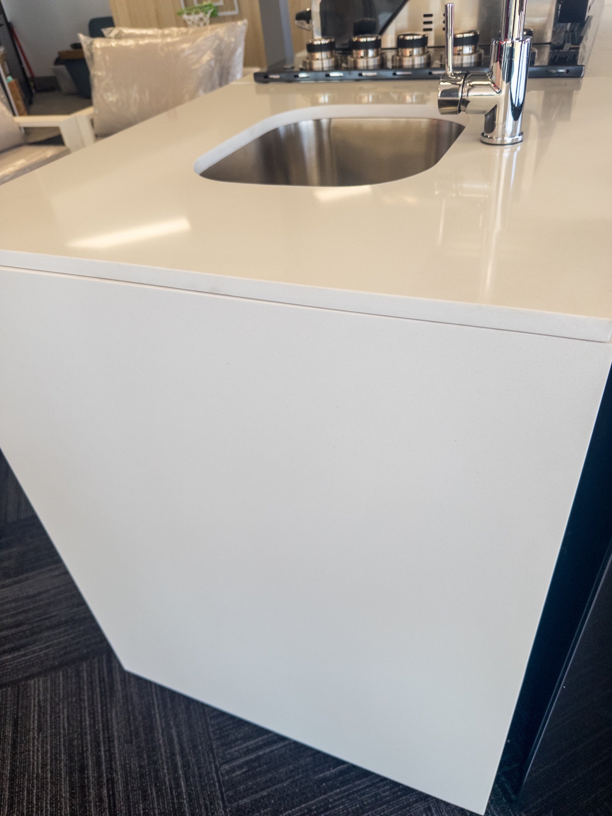 Grill King Signature Series Outdoor BBQ Kitchen Package – Rockpool White Stone Bench-Top, White Aluminium Cabinets | 4-Burner Built-In BBQ + Rotisserie + 150L Outdoor Fridge