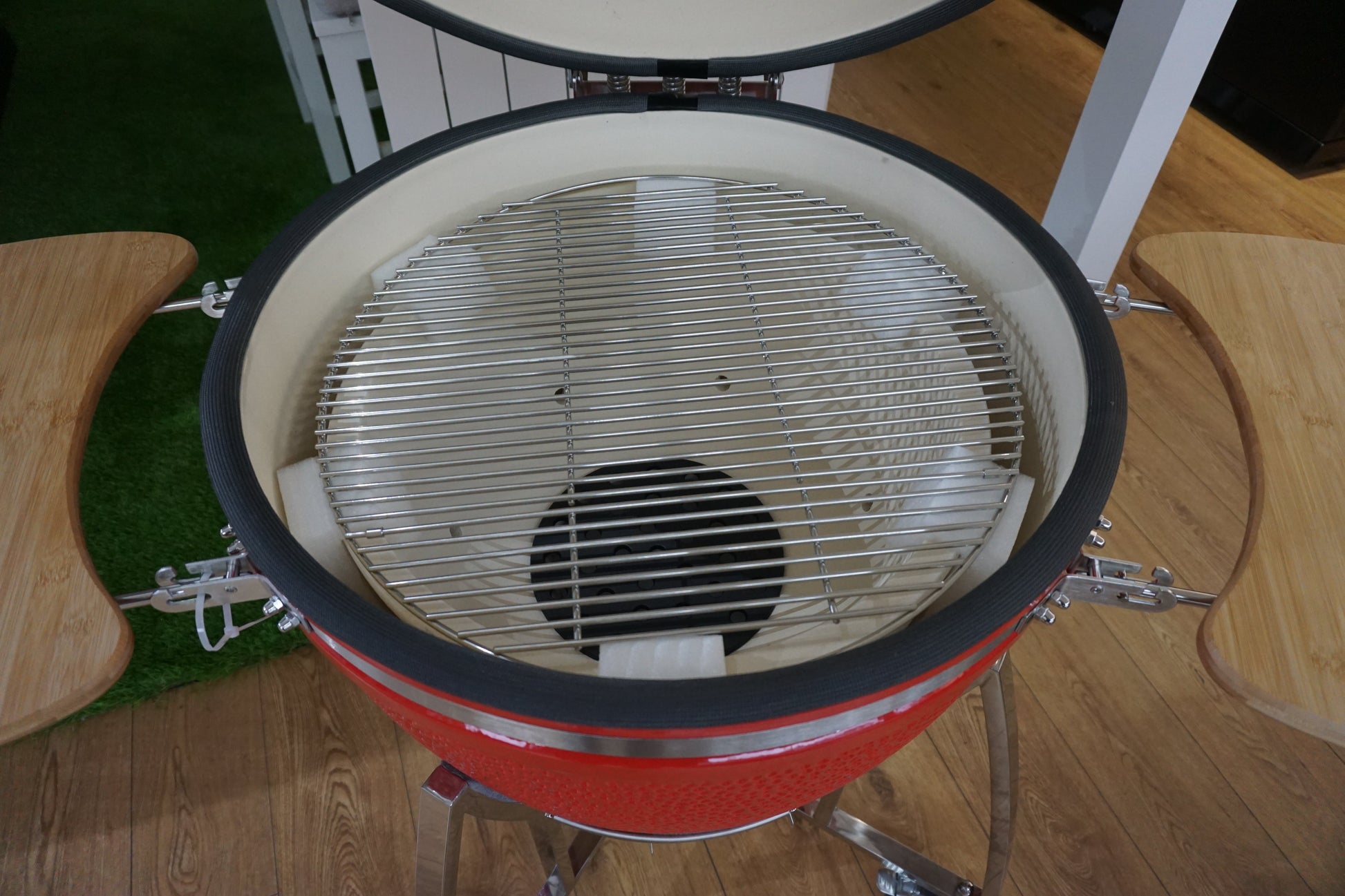 Grill King 27” White Kamado Ceramic Charcoal Grill With Trolley & Side Tables
