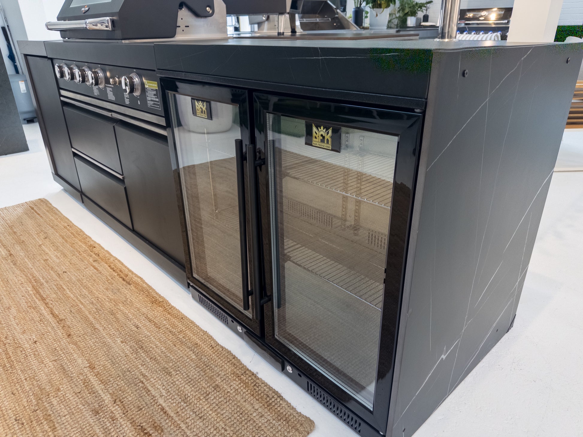 Floor Stock Rockpool 4 Burner + Wok BBQ Kitchen Package | Inc Sink + 208L Bar Fridge