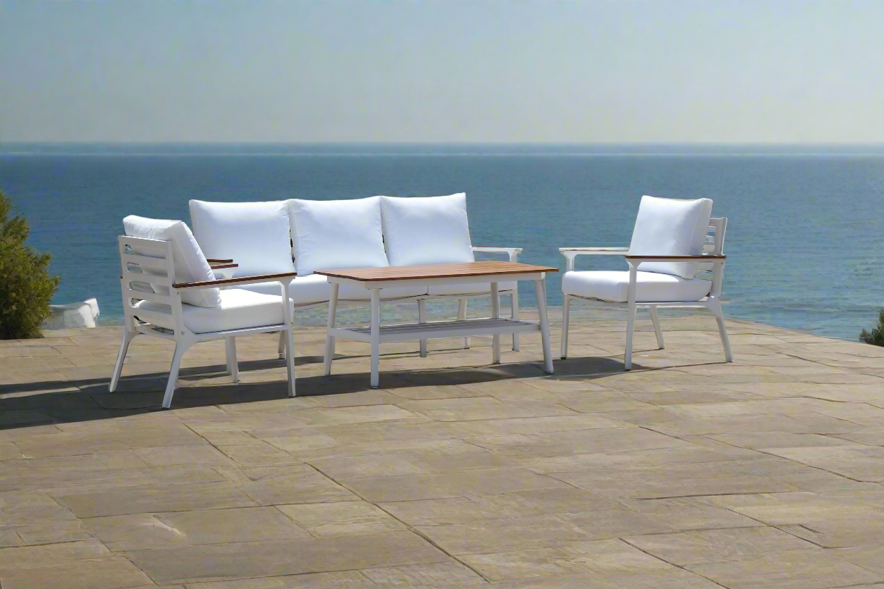 Modern 4-Piece White Aluminium Wheather Resistant Outdoor Lounge Set inc coffee table & pillows
