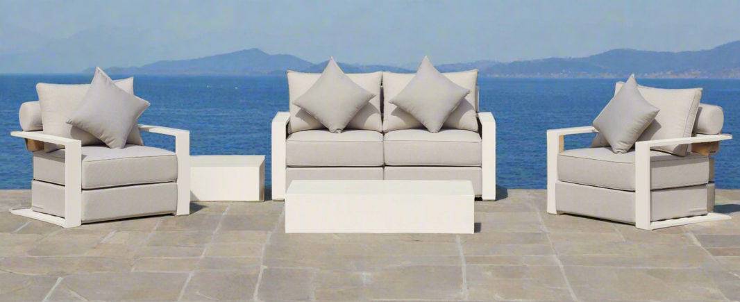 White Hampton Style Lounge Set Inc 2+1+1, Coffee Table Aluminium Frame and Weather Resistant Fabric