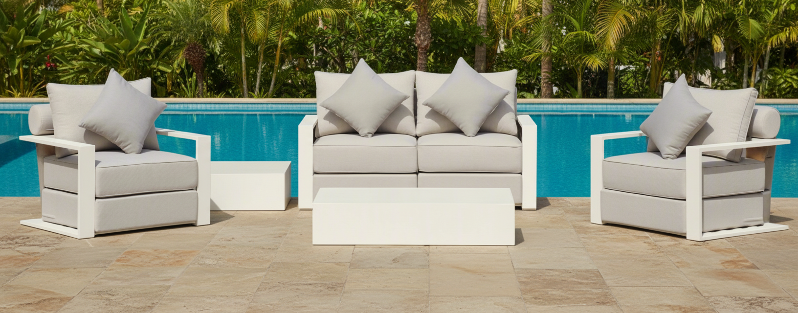 Hampton Style 4-Piece Outdoor Lounge Set – White Aluminium Frame + Weather-Resistant Cushions